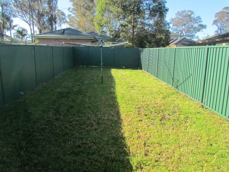 1/16 Pearce Road, Quakers Hill NSW 2763