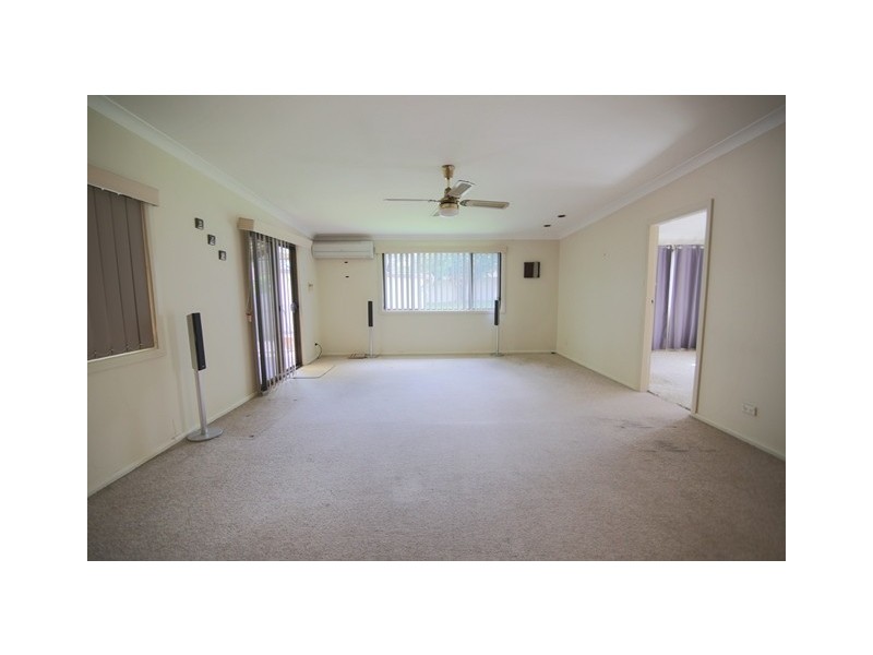 17 Burrabogee Road, Pendle Hill NSW 2145