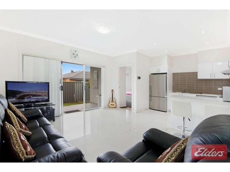 2/181 Targo Road, Girraween NSW 2145