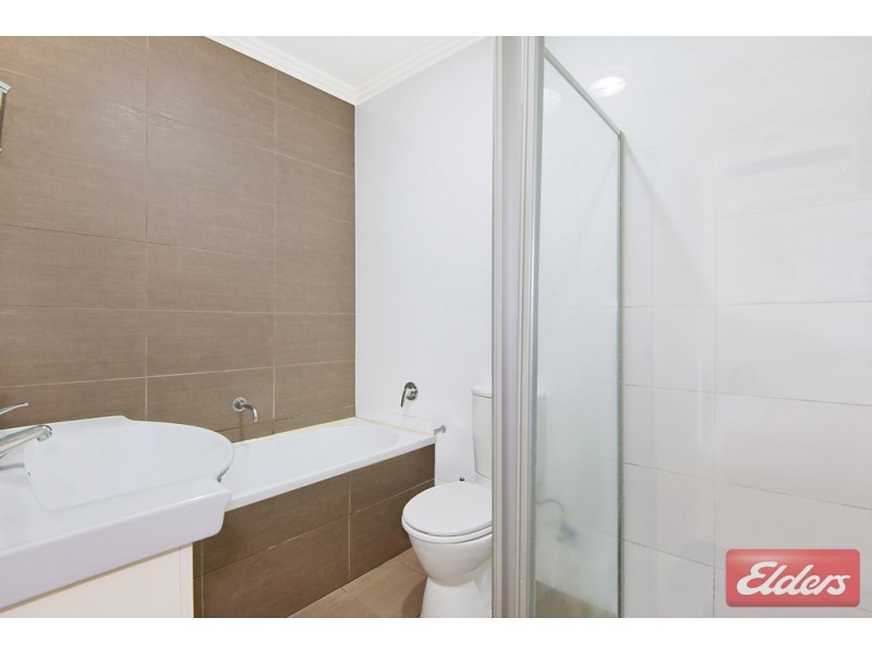 2/181 Targo Road, Girraween NSW 2145