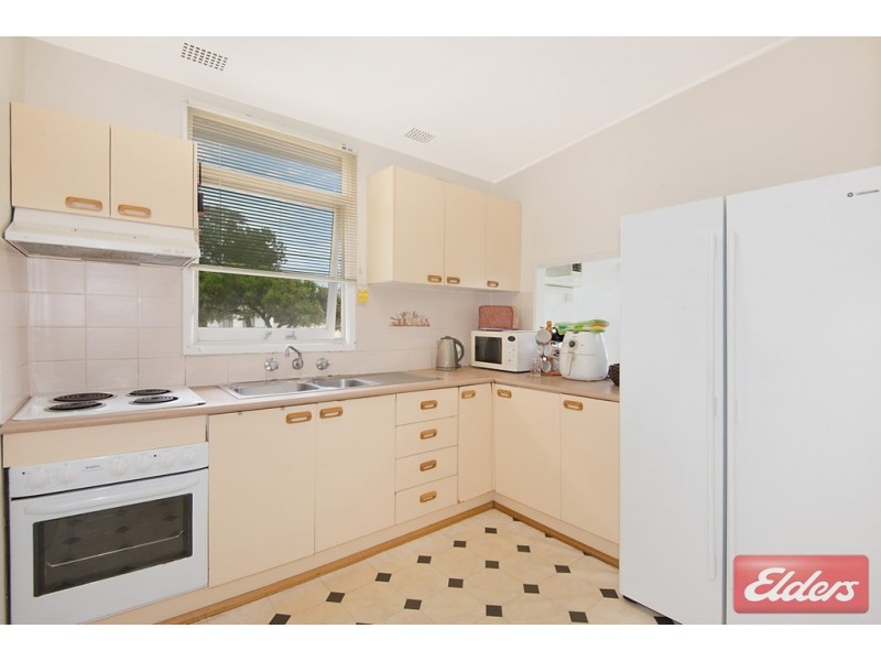 2 Dallas Place, Toongabbie NSW 2146