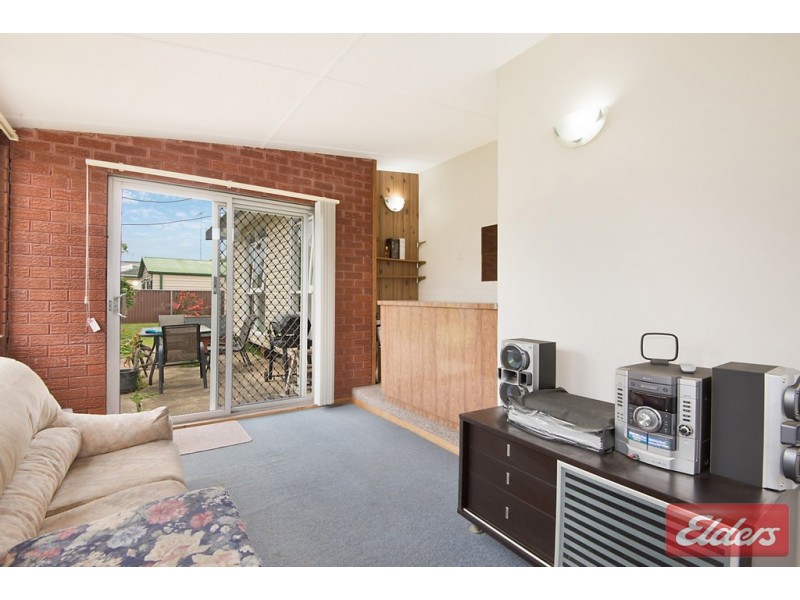 2 Dallas Place, Toongabbie NSW 2146