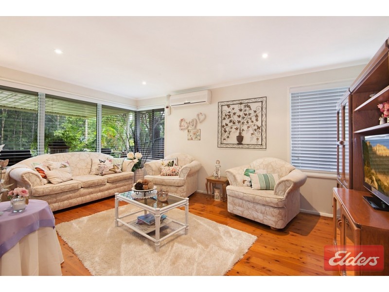 13 Memphis Crescent, Toongabbie NSW 2146