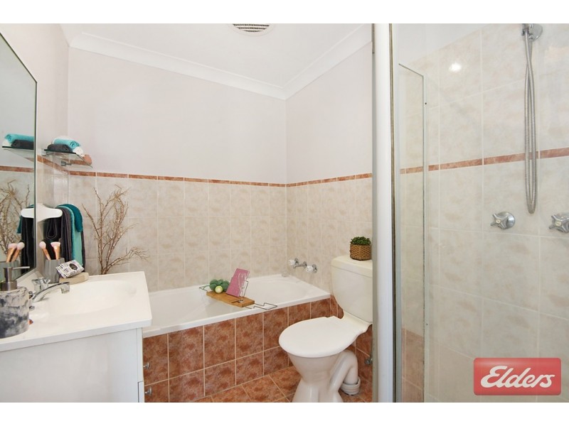 8/31-33 Tungarra Road, Girraween NSW 2145