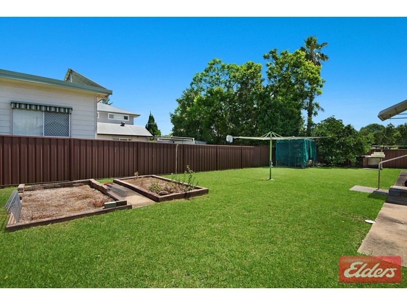 2 French Avenue, Toongabbie NSW 2146