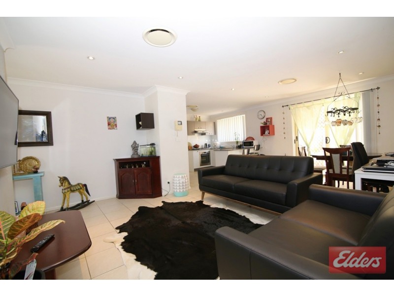 6 Memphis Crescent, Toongabbie NSW 2146