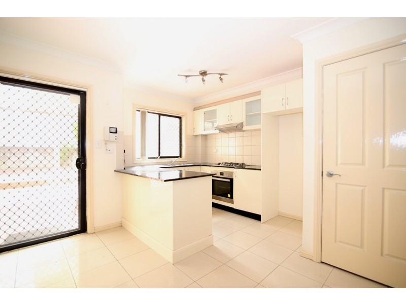 23 Collins Street, Pendle Hill NSW 2145