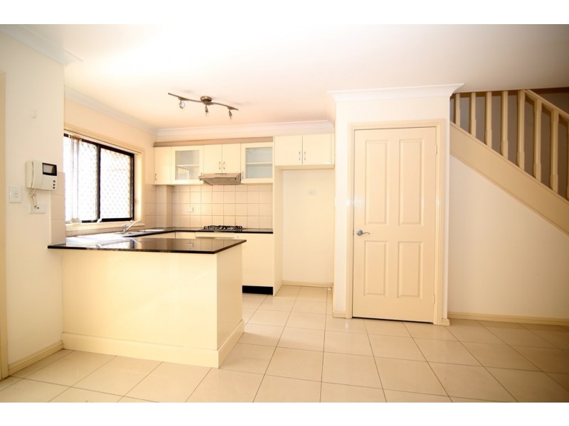 23 Collins Street, Pendle Hill NSW 2145