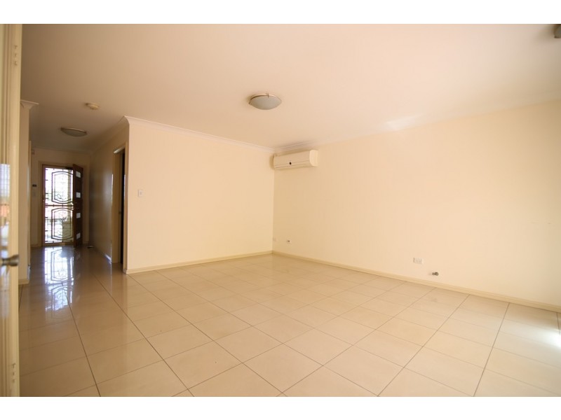 23 Collins Street, Pendle Hill NSW 2145