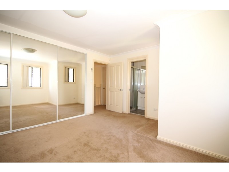 23 Collins Street, Pendle Hill NSW 2145