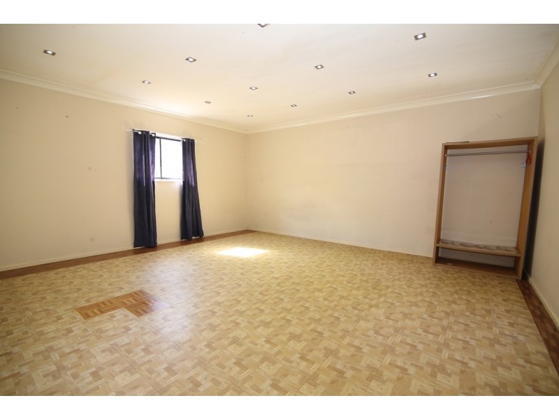 2/36 Carinya Road, Girraween NSW 2145