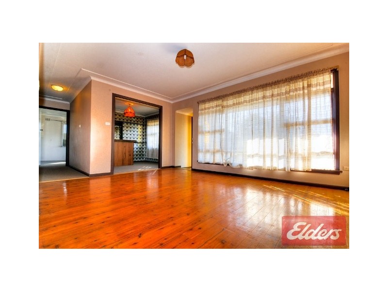 39 Fitzwilliam Road, Toongabbie NSW 2146