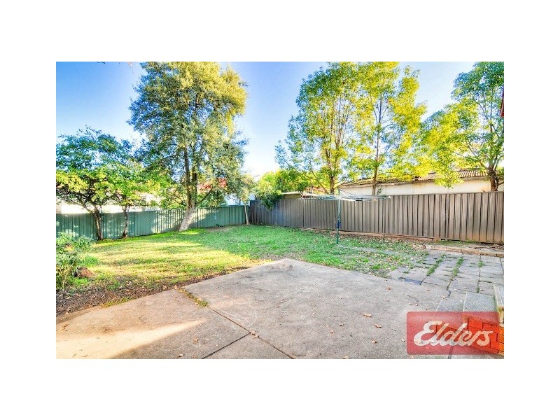 39 Fitzwilliam Road, Toongabbie NSW 2146