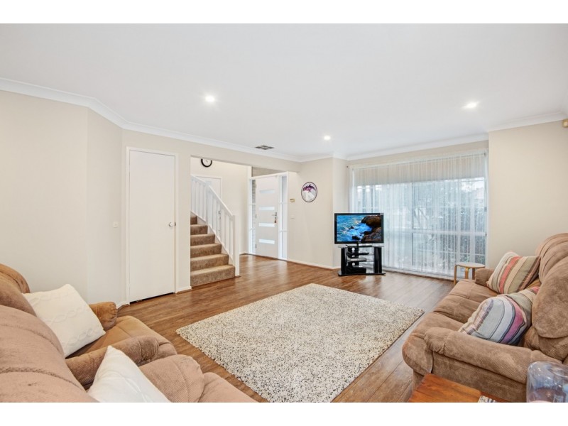 22 Austin Woodbury Place, Toongabbie NSW 2146