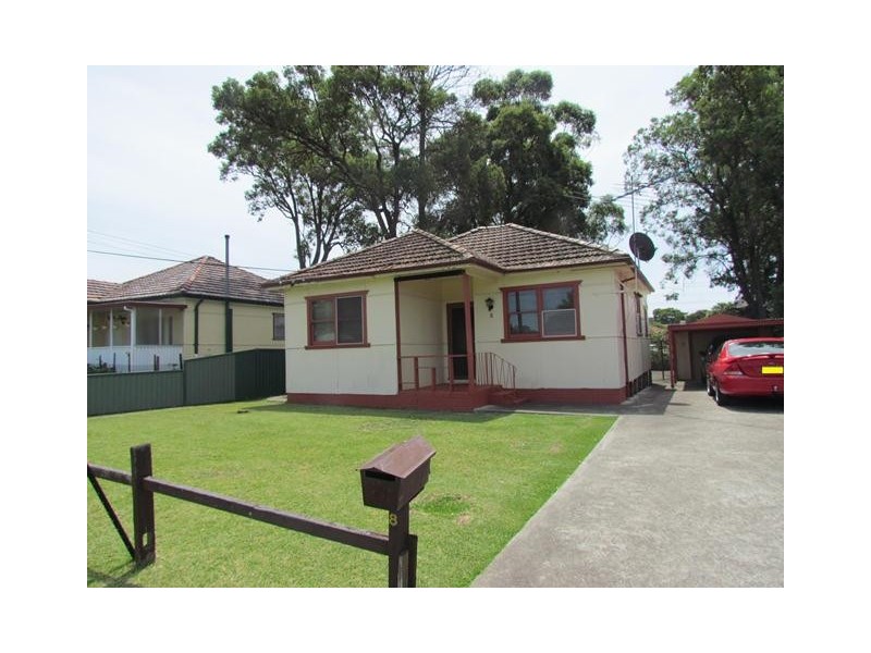 8 Melody Street, Toongabbie NSW 2146