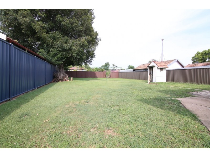 38 Portico Parade, Toongabbie NSW 2146