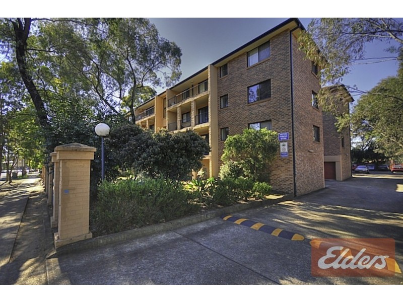 13/227 Targo Road, Girraween NSW 2145