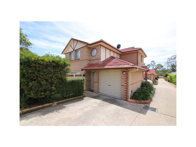 1/185 Targo Road, Girraween NSW 2145