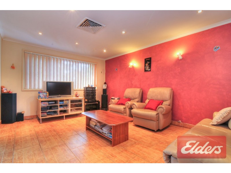 33 Australorp Avenue, Seven Hills NSW 2147