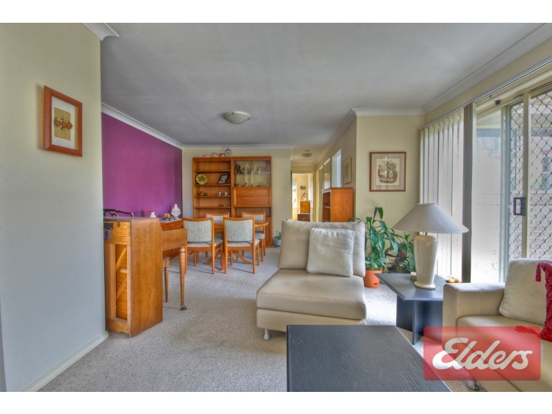 2/43a Carinya Road, Girraween NSW 2145