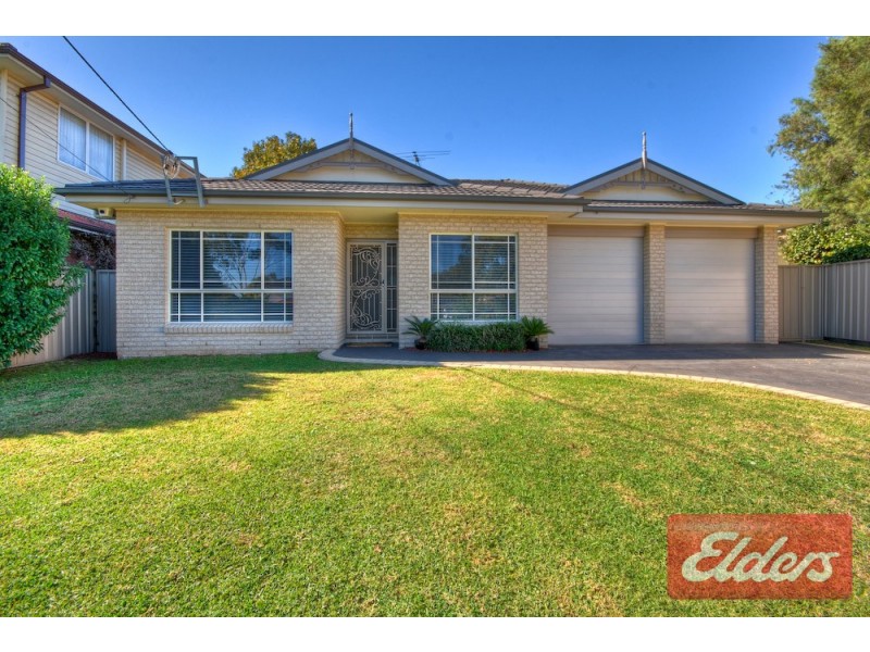 12 Elva Street, Toongabbie NSW 2146