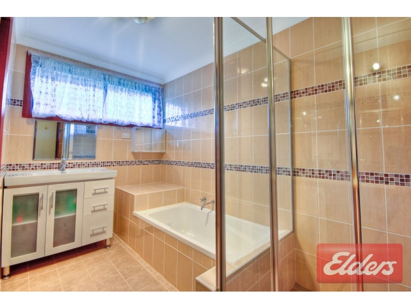 6 Cody Place, Oakhurst NSW 2761