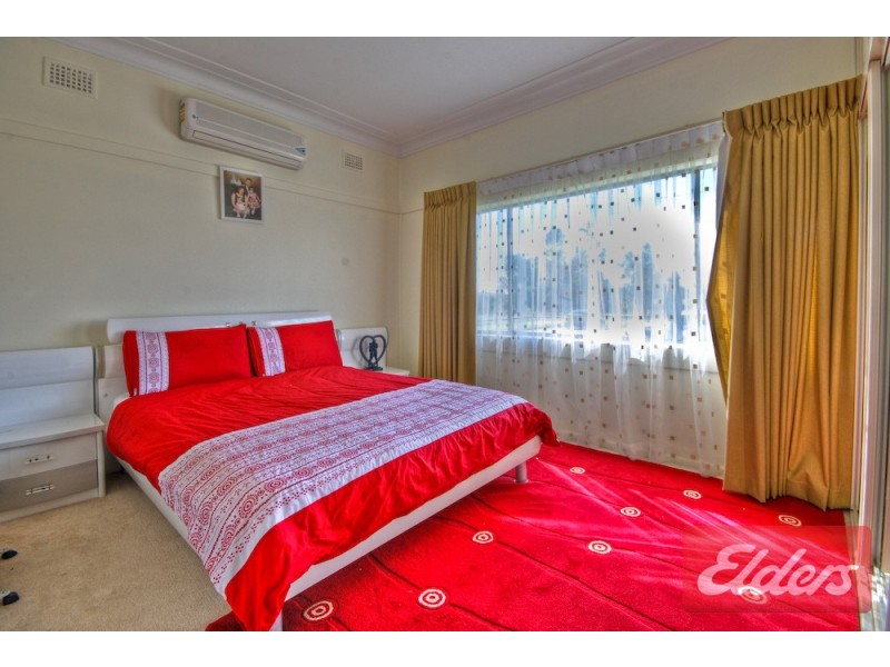 18 Edna Avenue, Toongabbie NSW 2146