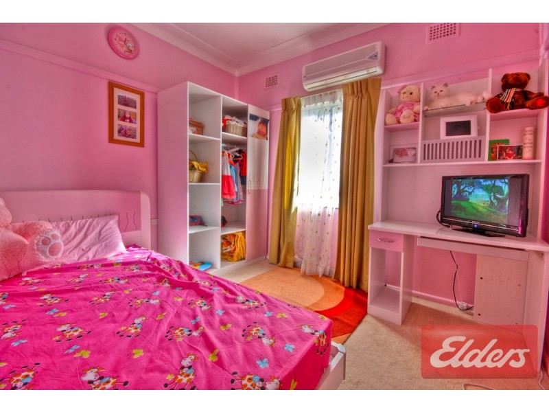 18 Edna Avenue, Toongabbie NSW 2146