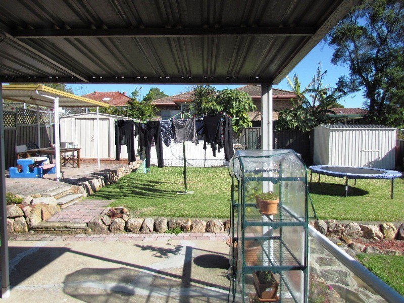 9 Greenleaf Street, Constitution Hill NSW 2145