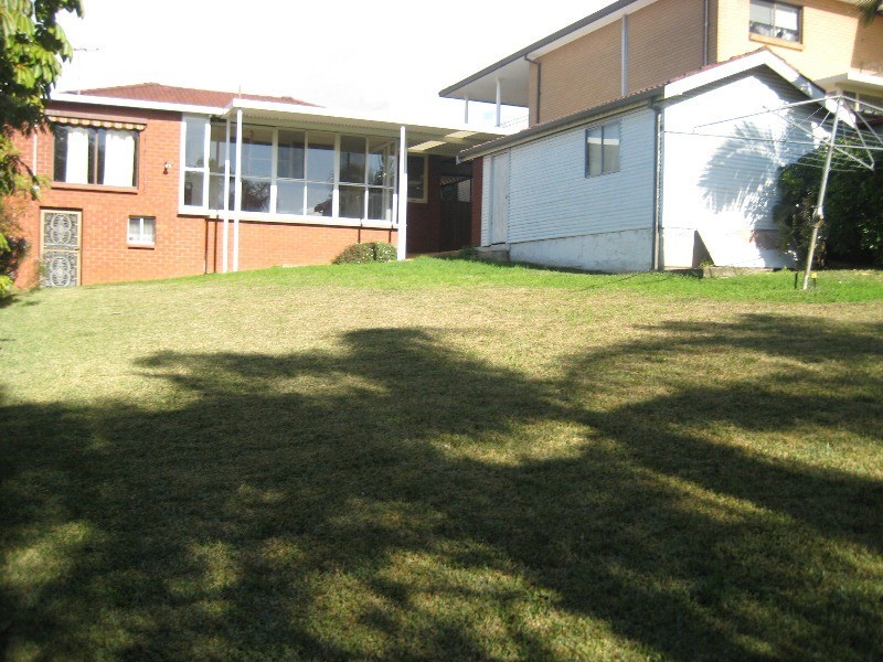 213 Cornelia Road, Toongabbie NSW 2146