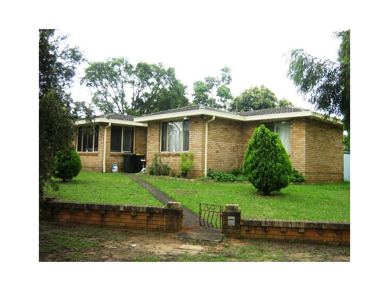 23 Bombala Street, Pendle Hill NSW 2145