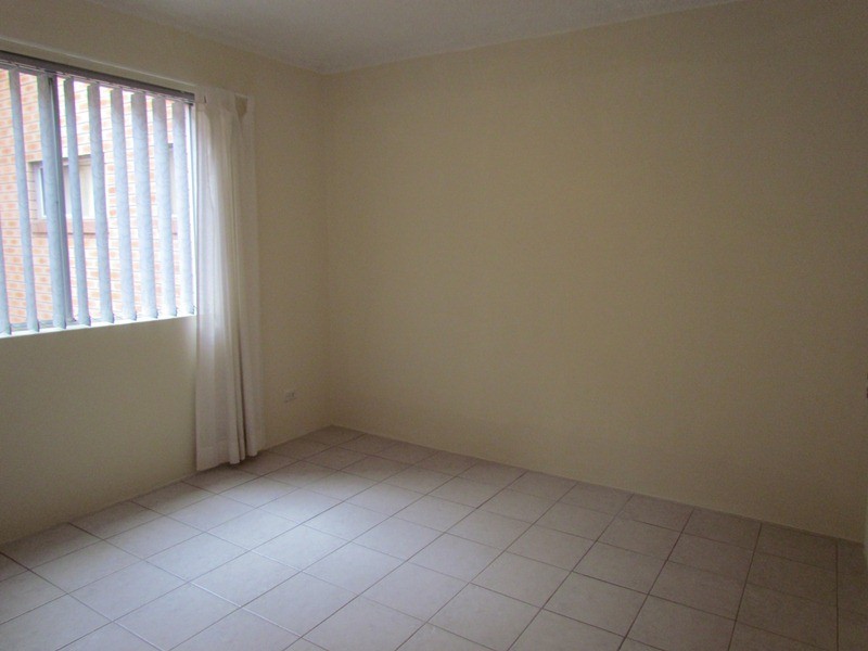 3/18-20 Paton Street, Merrylands NSW 2160