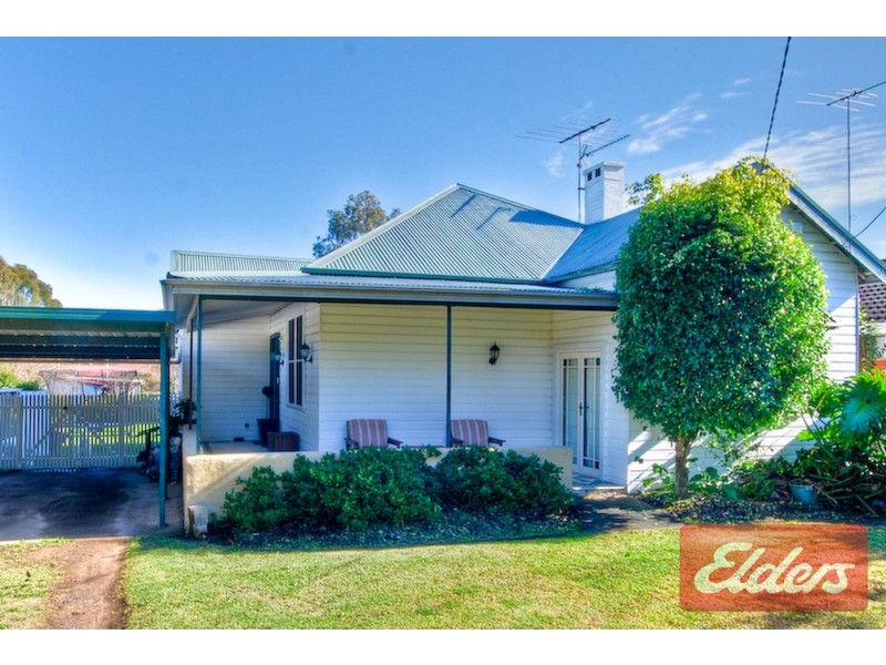 98 Ballandella Road, Toongabbie NSW 2146