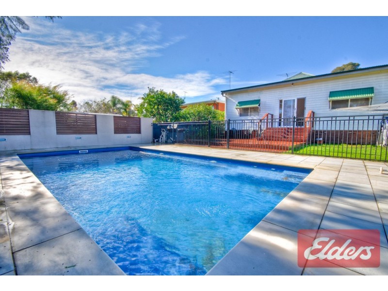 98 Ballandella Road, Toongabbie NSW 2146