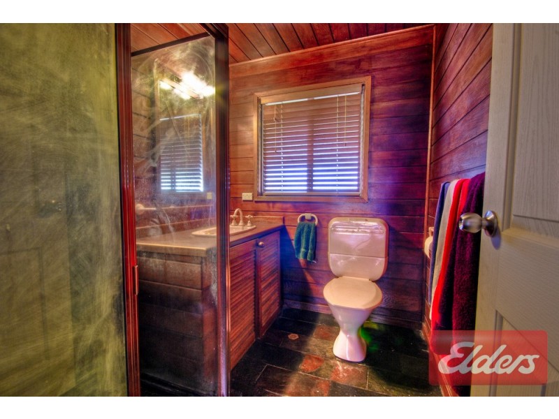 8 Ulonga Place, Toongabbie NSW 2146