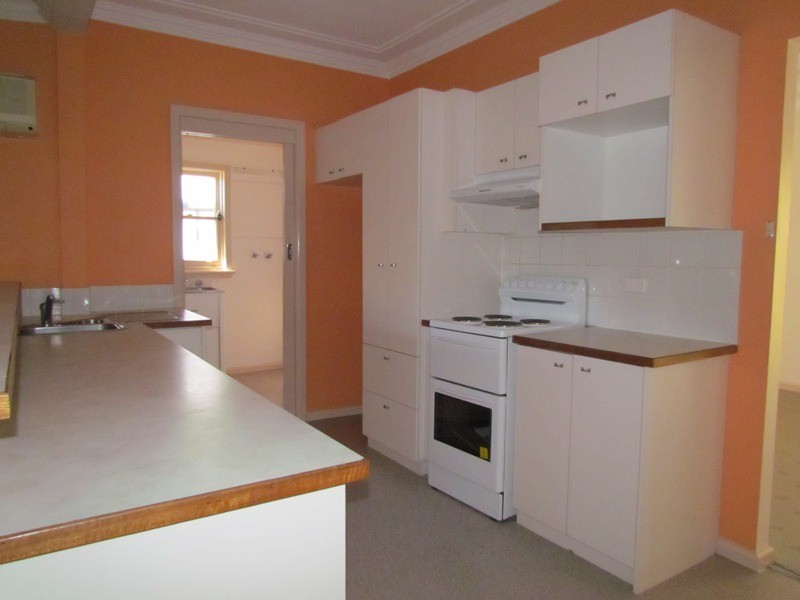 6 Melody Street, Toongabbie NSW 2146