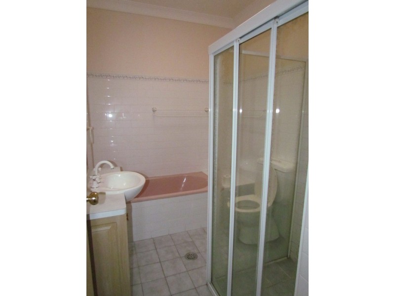 6 Melody Street, Toongabbie NSW 2146