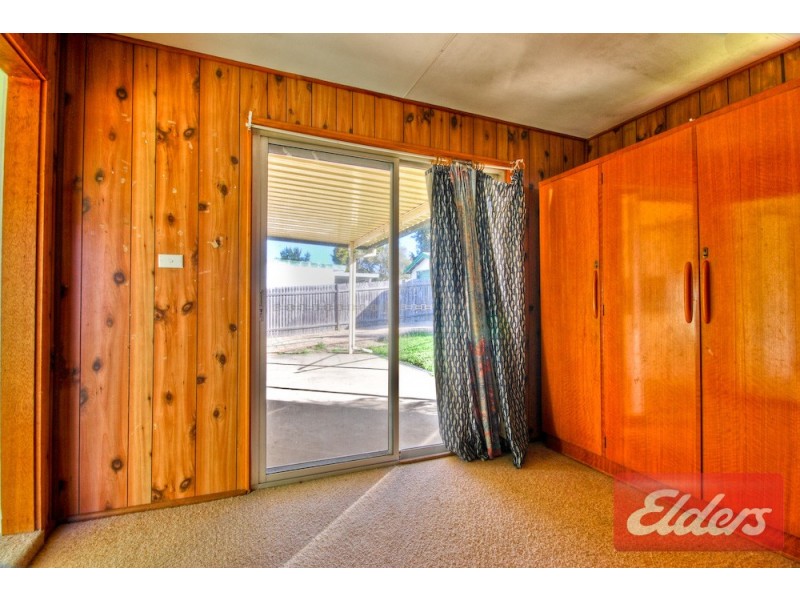 2 Preston Road, Old Toongabbie NSW 2146