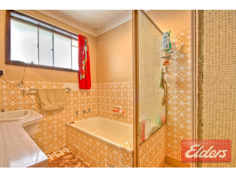 11 Saxon Place, Constitution Hill NSW 2145