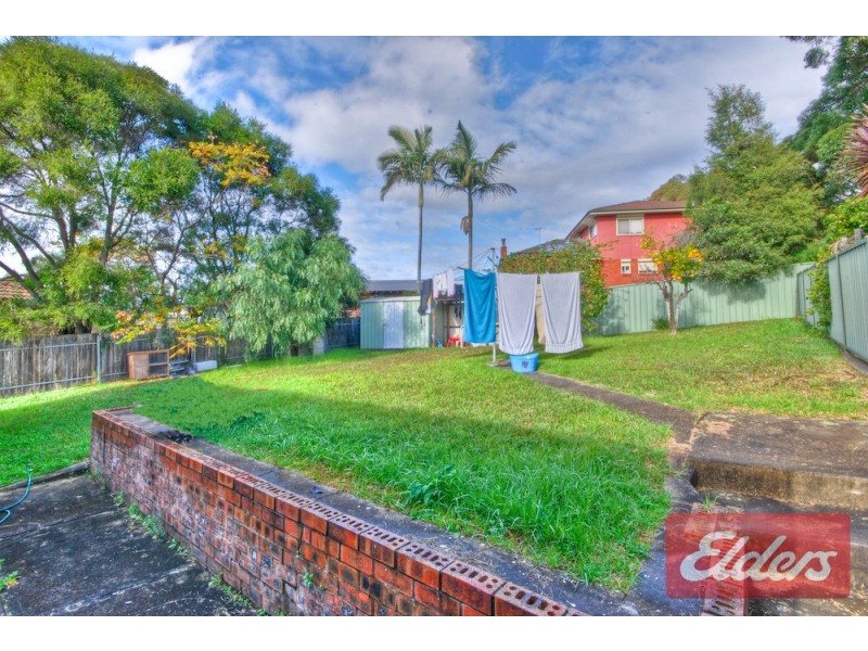 11 Saxon Place, Constitution Hill NSW 2145