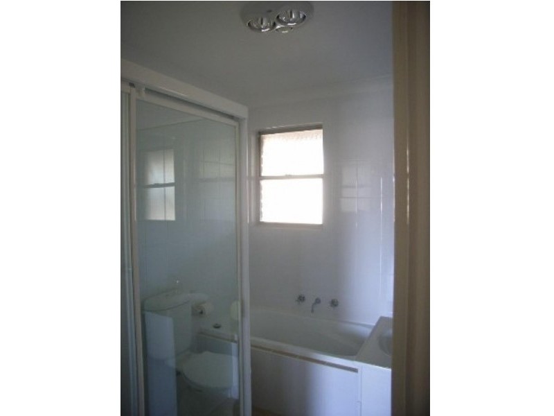 14 Mandoon Road, Girraween NSW 2145