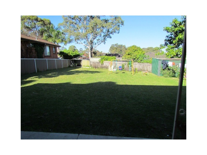 143 Ellam Drive, Seven Hills NSW 2147