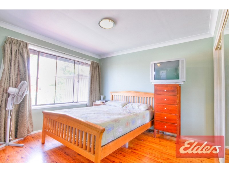 15 Tucks Road, Toongabbie NSW 2146