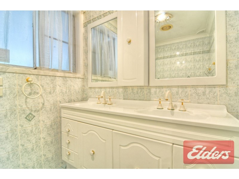 83 Valparaiso Avenue, Toongabbie NSW 2146