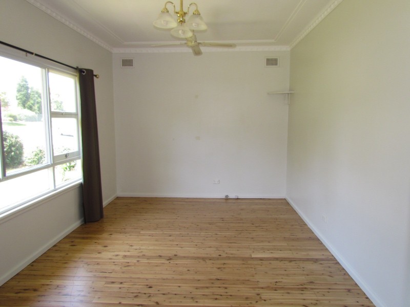 100 Ballandella Road, Toongabbie NSW 2146