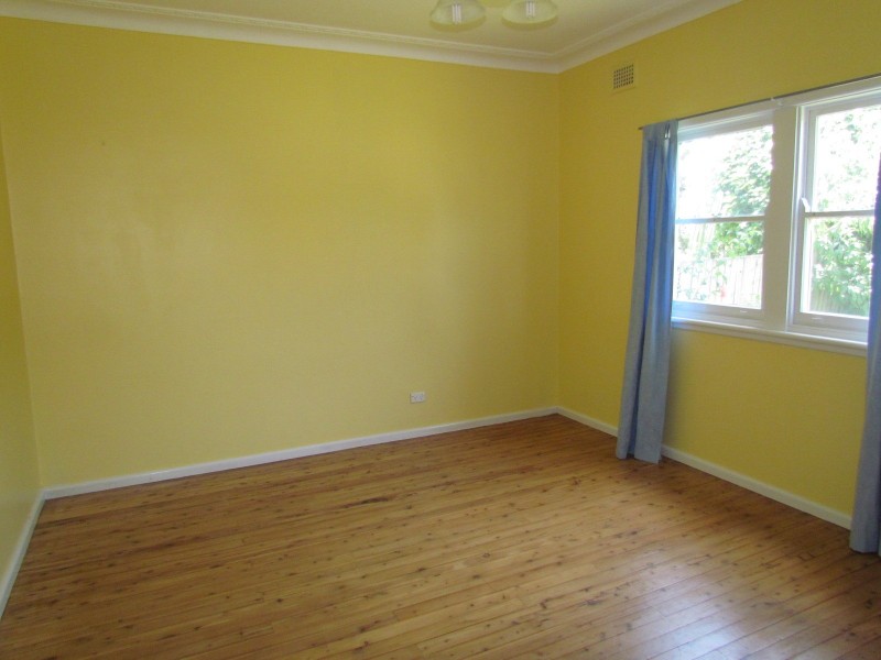 100 Ballandella Road, Toongabbie NSW 2146