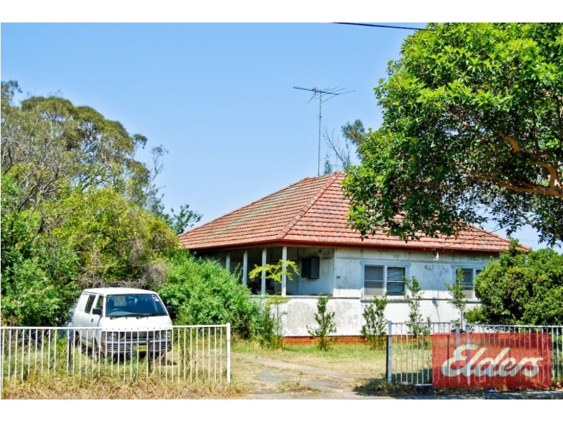 165 Fitzwilliam Road, Toongabbie NSW 2146
