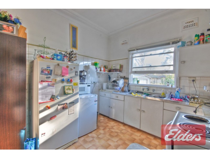 165 Fitzwilliam Road, Toongabbie NSW 2146