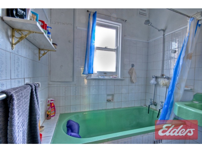 165 Fitzwilliam Road, Toongabbie NSW 2146