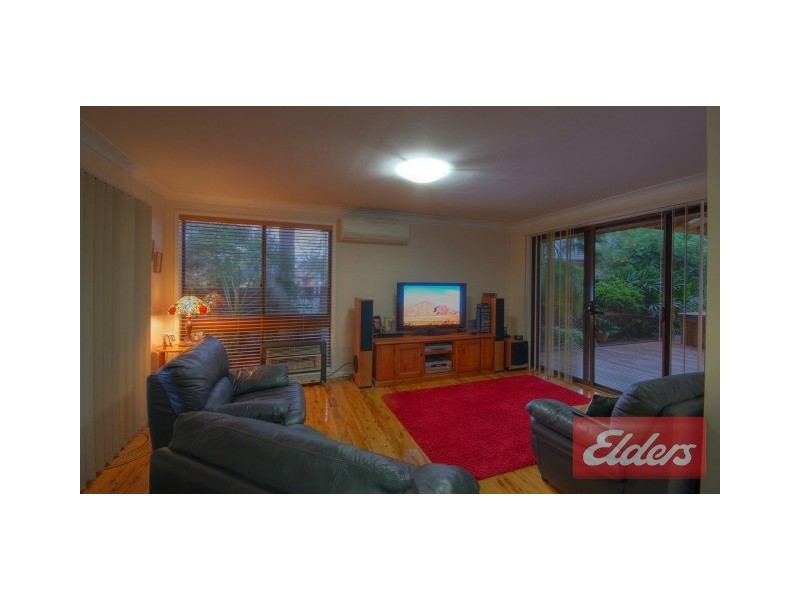 20 Woodlawn Drive, Toongabbie NSW 2146